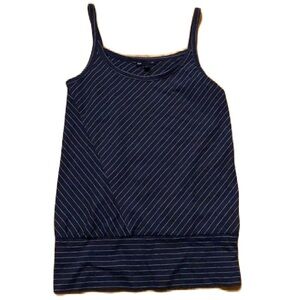 Gap tank top in‎ navy and white pinstripe pattern size small banded bottom hem S
